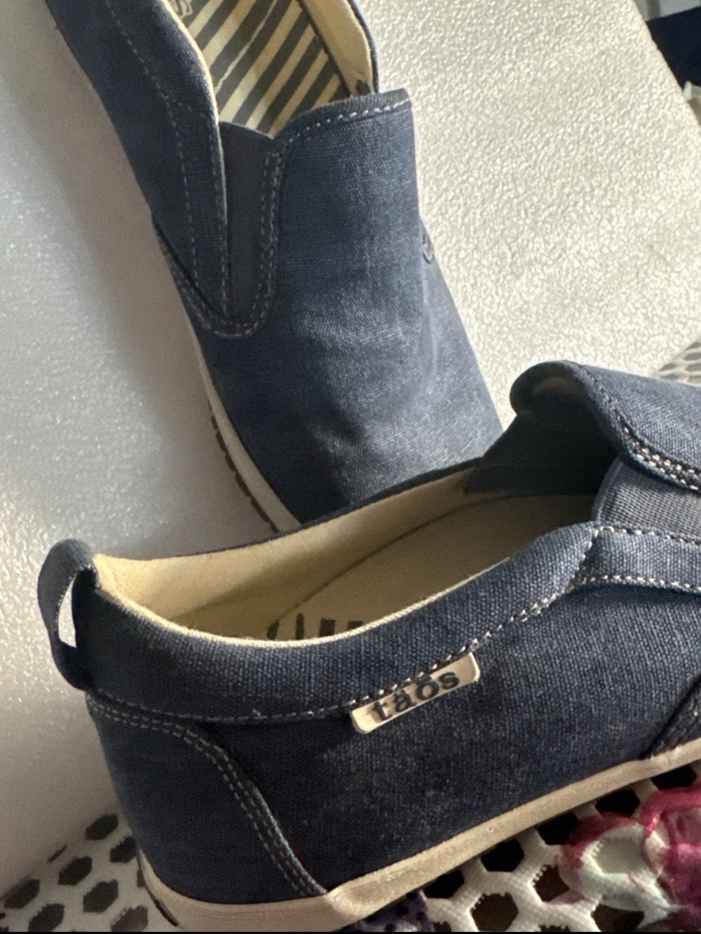Taos Footwear Navy Slip-On Flats
